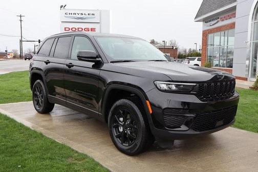 2025 Jeep Grand Cherokee Laredo