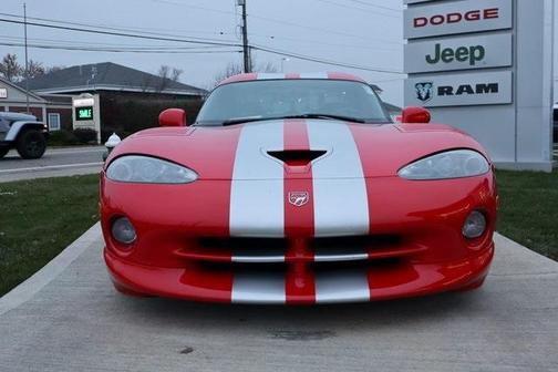 2000 Dodge Viper GTS