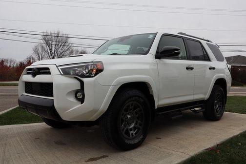 2021 Toyota 4Runner Venture