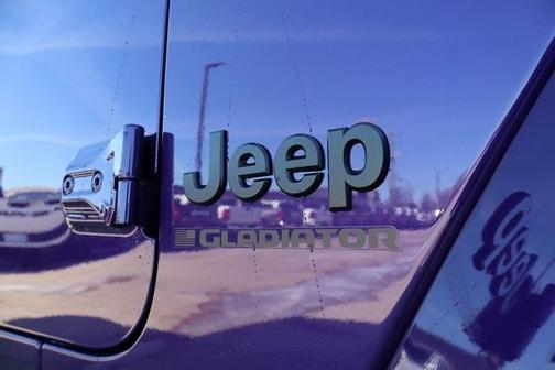 2026 Jeep Gladiator Sport