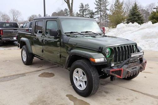 2022 Jeep Gladiator Sport