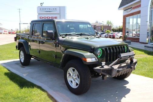 Sarge Green Clearcoat 2022 Jeep Gladiator Sport