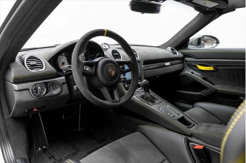 2025 Porsche 718 Spyder RS