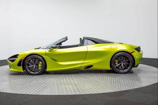 2023 McLaren 720S Base