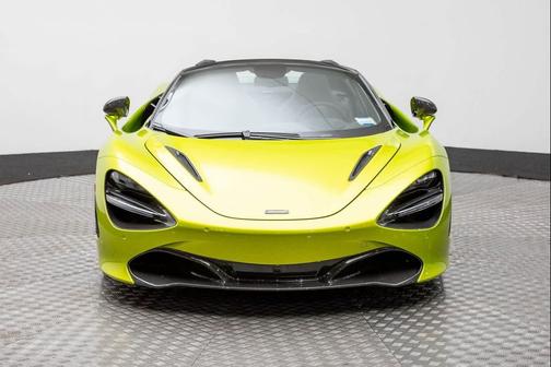 2023 McLaren 720S Base