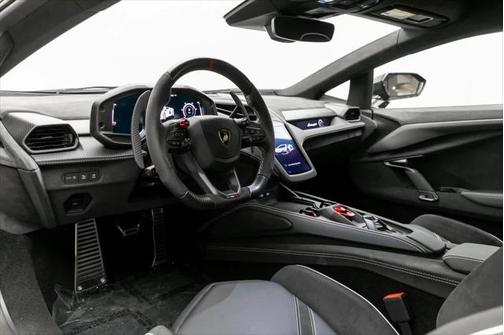 2024 Lamborghini Revuelto 2D Coupe