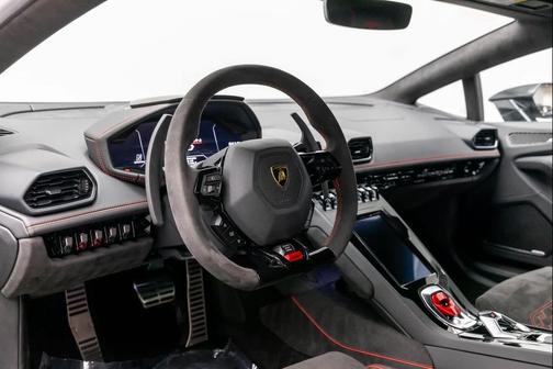 2022 Lamborghini Huracan EVO Coupe RWD