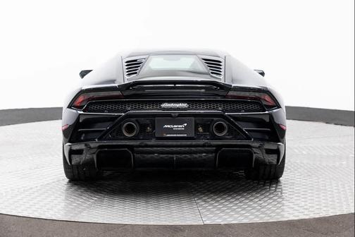 2022 Lamborghini Huracan EVO Coupe RWD