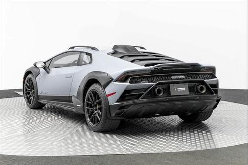 2024 Lamborghini Huracan Sterrato Coupe