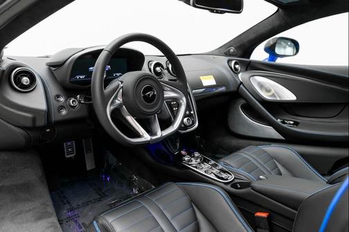 2025 McLaren GTS Coupe