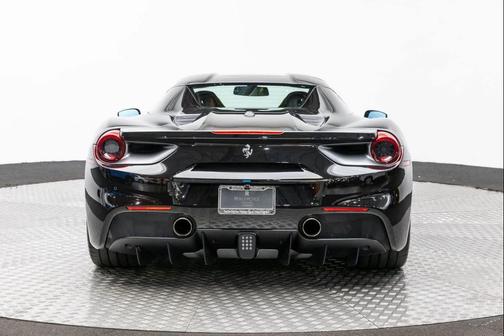 2018 Ferrari 488 Spider Base