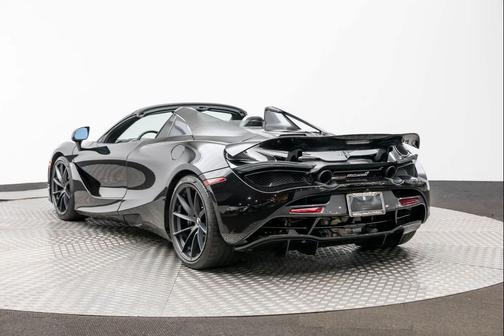 2023 McLaren 720S Base