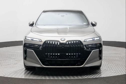 2024 BMW 760 xDrive