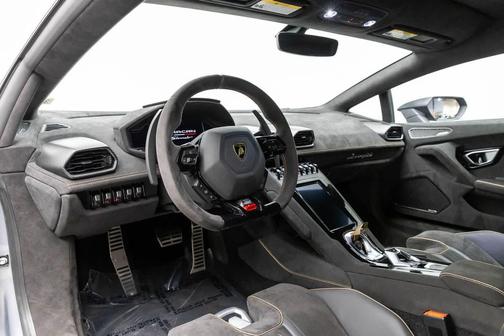 2024 Lamborghini Huracan Sterrato 