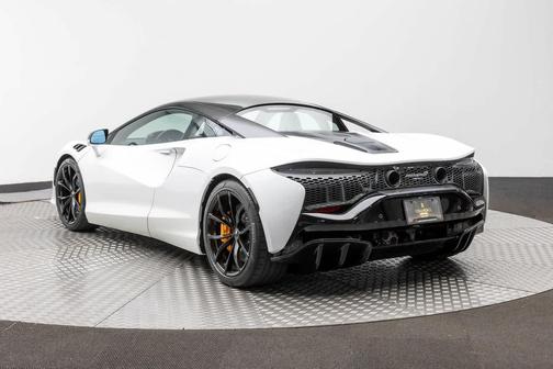 2023 McLaren Artura Coupe