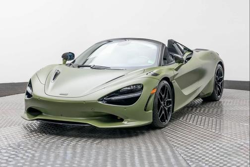 Green 2026 McLaren 750S Spider Convertible