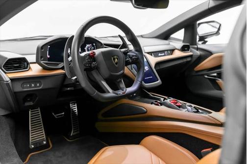 2024 Lamborghini Revuelto Coupe