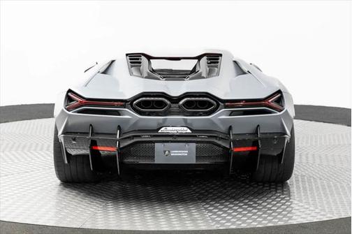 2024 Lamborghini Revuelto Coupe