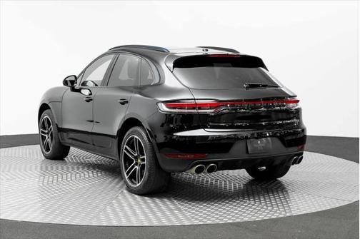 2021 Porsche Macan Base