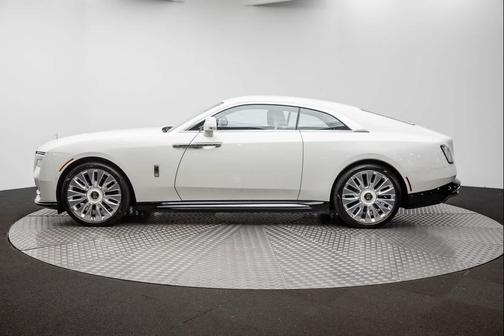 2026 Rolls-Royce Spectre 