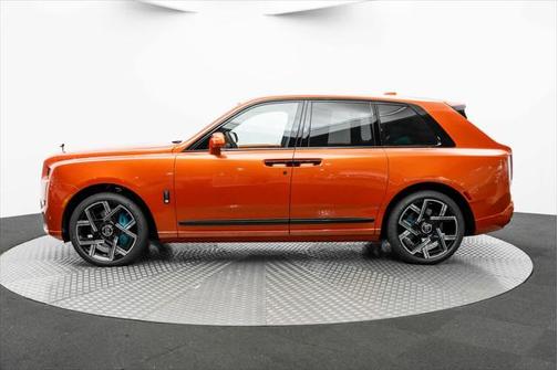2025 Rolls-Royce Cullinan Black Badge