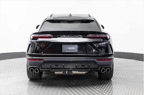 2020 Lamborghini Urus AWD