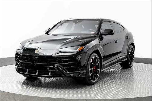 2021 Lamborghini Urus Pearl Capsule