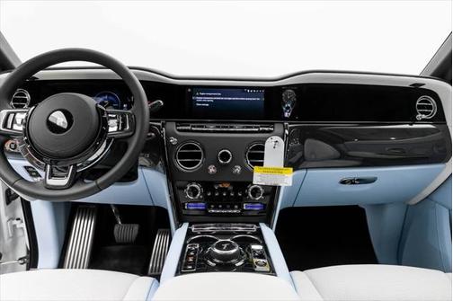2025 Rolls-Royce Cullinan Black Badge