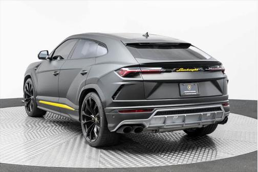 2019 Lamborghini Urus AWD
