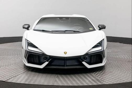 2024 Lamborghini Revuelto Coupe