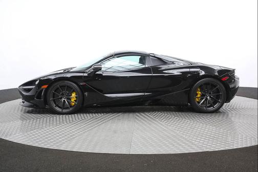 2022 McLaren 720S Base