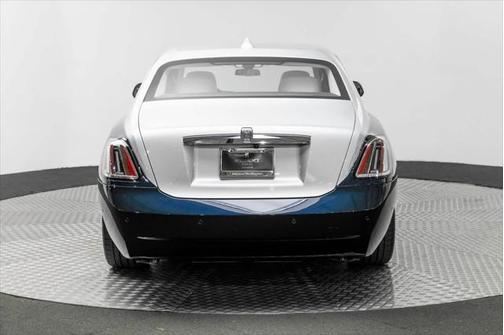 2025 Rolls-Royce Ghost Sedan