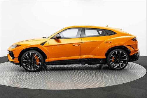 2024 Lamborghini Urus S