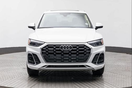 2024 Audi Q5 45 S line Premium Plus