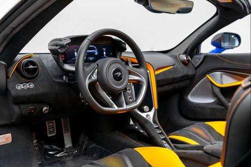 2024 McLaren 750S Spider