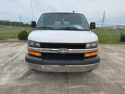 2017 Chevrolet Express 2500 LT