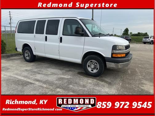 2017 Chevrolet Express 2500 LT