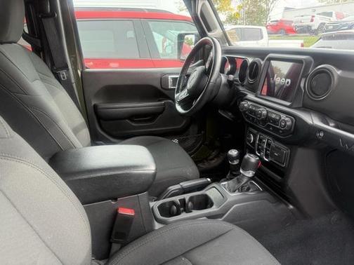 2022 Jeep Wrangler Unlimited Sport