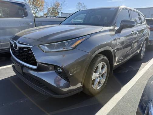 2021 Toyota Highlander LE