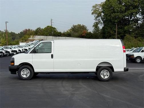 2025 Chevrolet Express 3500 RWD 3500 Extended Wheelbase WT