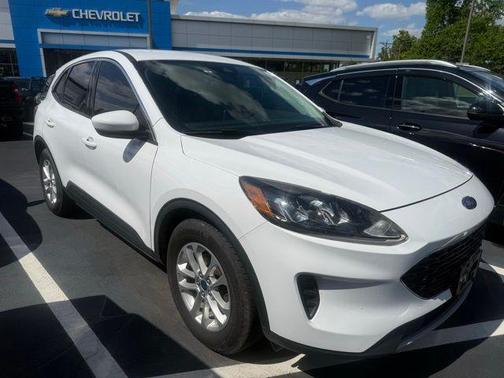 Oxford White 2021 Ford Escape SE