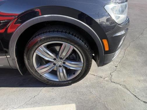 2020 Volkswagen Tiguan 2.0T SEL