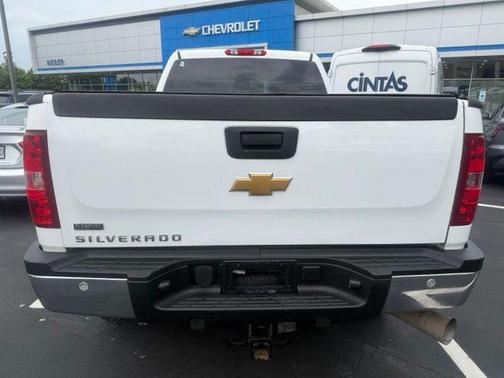 Summit White 2011 Chevrolet Silverado 2500 LT