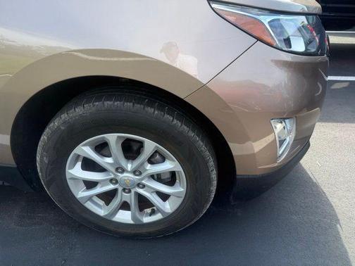 Sandy Ridge Metallic 2019 Chevrolet Equinox 1LT
