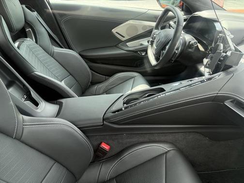 2024 Chevrolet Corvette Stingray w/3LT