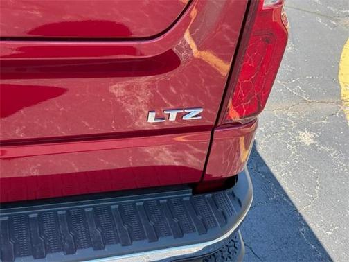 2025 Chevrolet Silverado 1500 LTZ