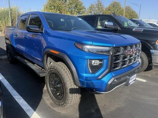 2024 GMC Canyon AT4