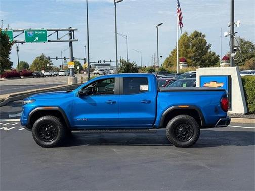 2024 GMC Canyon AT4