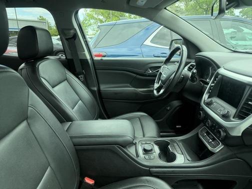2021 GMC Acadia FWD SLT
