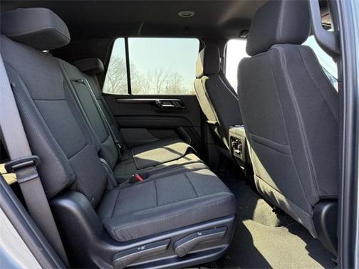 2025 Chevrolet Tahoe LS